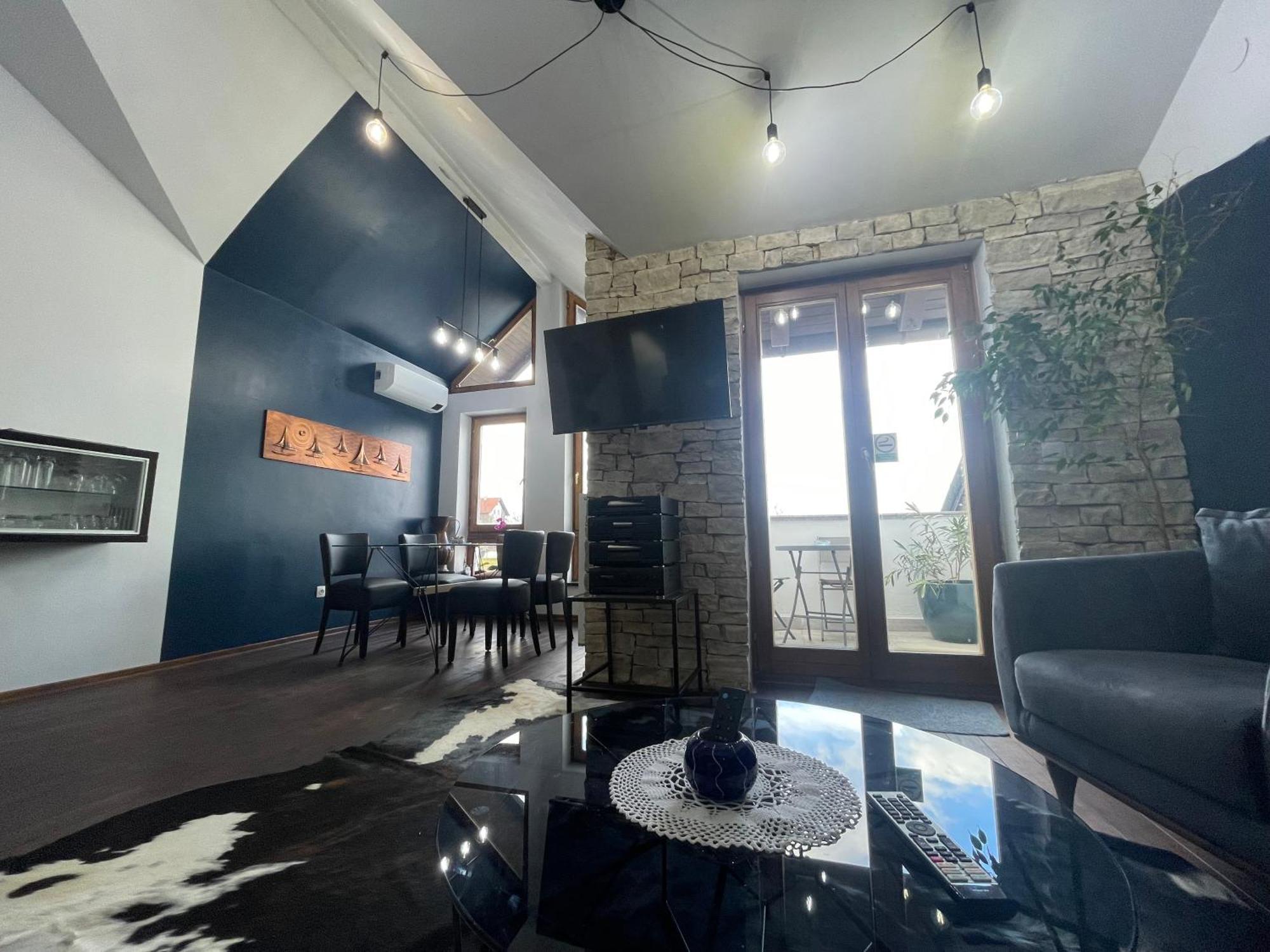 Vila Milka - Balkon - Besplatan Parking - Samostalna Prijava Karlovac Exteriér fotografie
